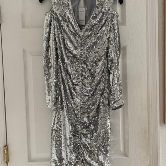 NWT Bebe sequin dress size 0 - Picture 5 of 9